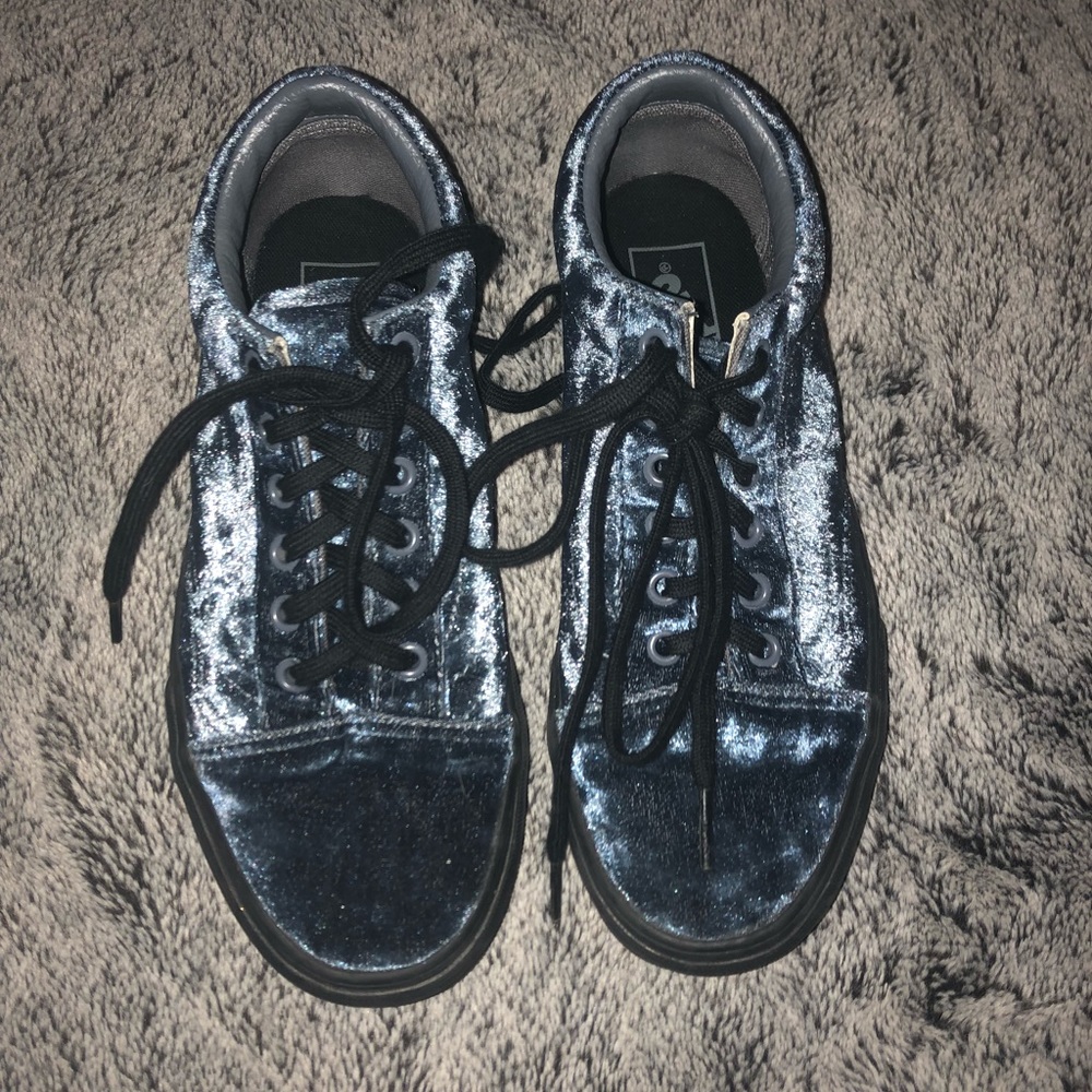 Velvet blue vans 💙